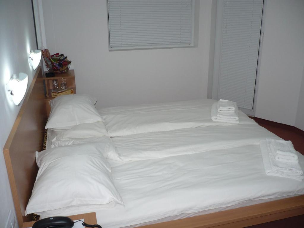Citius Hotel Varna Værelse billede