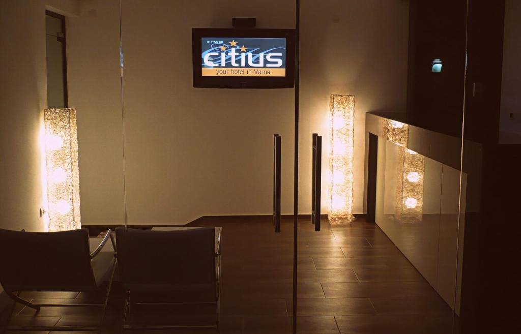 Citius Hotel Varna Eksteriør billede